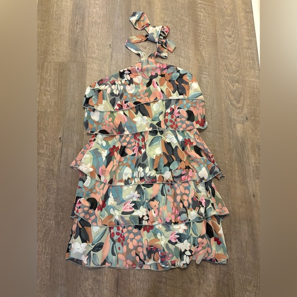 NWT Simplee Spring Floral Halter Neck Tiered Ruffle Mini Dress Size small - Picture 2 of 5